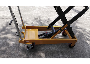 Double table élévatrice manuelle de ciseaux couleur adaptée aux besoins du client par de haut de 1,3 mètres avec la protection de surcharge